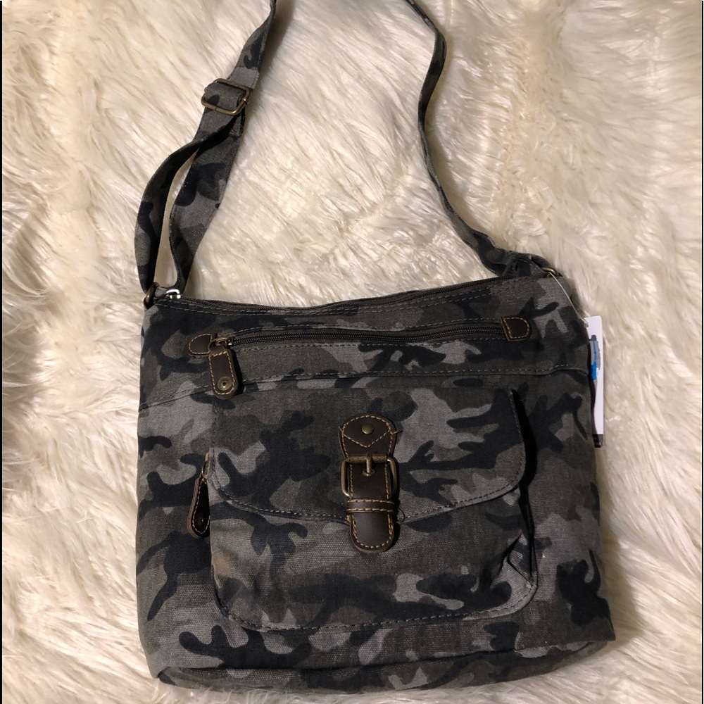 🆕Army crossbody bag